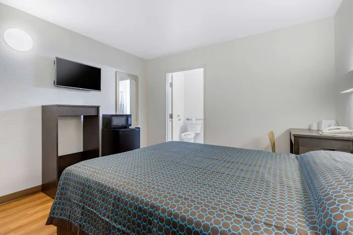 Rodeway Inn Winston Salem Route 52 4