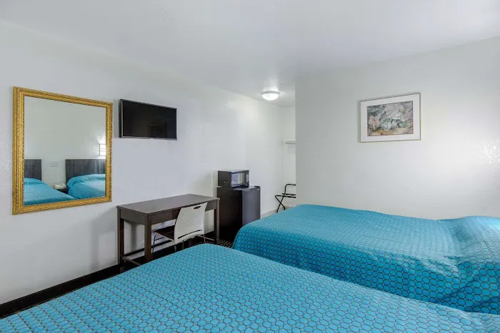 Rodeway Inn Winston Salem Route 52 4