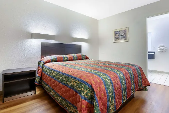 Rodeway Inn Winston Salem Route 52 4