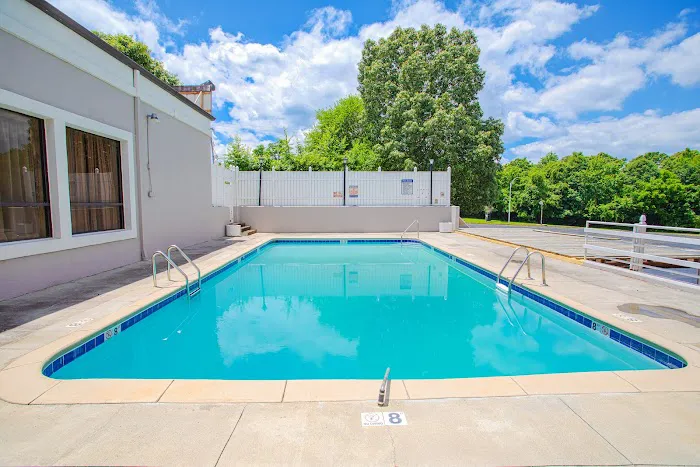 Americas Best Value Inn Winston-Salem 4