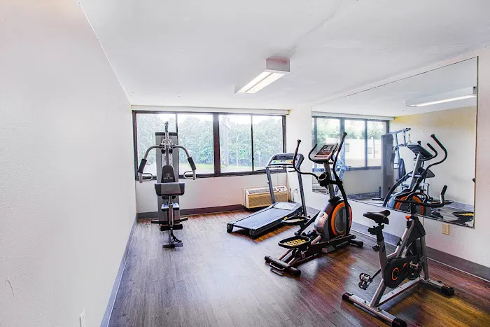 Americas Best Value Inn Winston-Salem 4