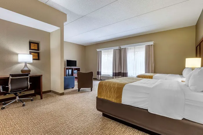 Comfort Inn & Suites Mocksville I-40 4