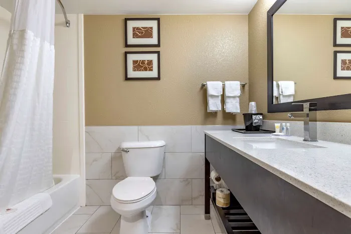 Comfort Inn & Suites Mocksville I-40 4