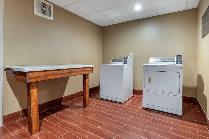 Comfort Inn & Suites Mocksville I-40 4