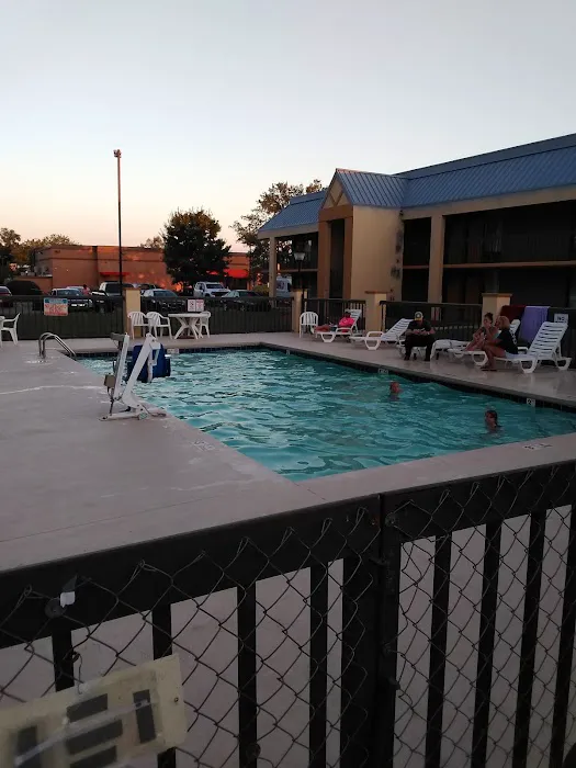 Days Inn by Wyndham Mocksville 4