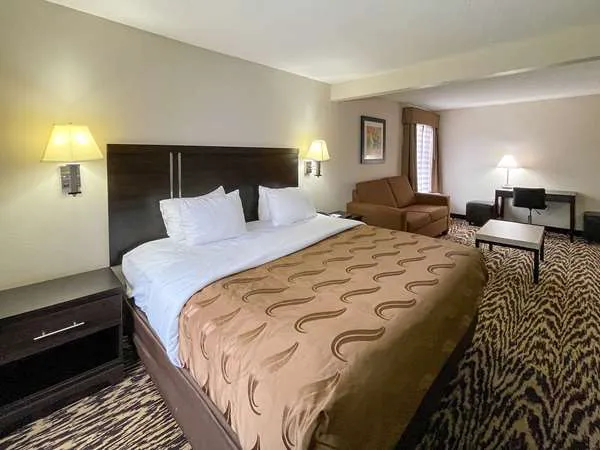 Quality Inn & Suites Winston Salem/Clemmons/Bermuda Run 4