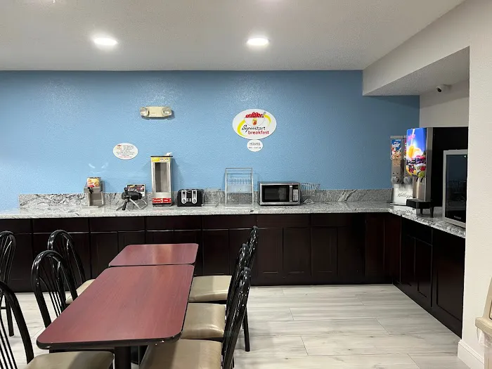 Super 8 by Wyndham Clemmons/Winston-Salem Area I-40 4