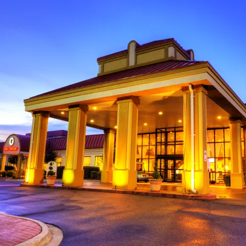 Village Inn Hotel and Event Center | A Trademark Collection by Wyndham 4