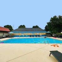 Village Inn Hotel and Event Center | A Trademark Collection by Wyndham ico