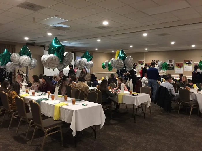 Village Inn Hotel and Event Center | A Trademark Collection by Wyndham 4