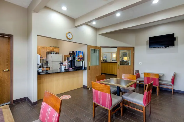 Comfort Inn Atkins-Marion I-81 4