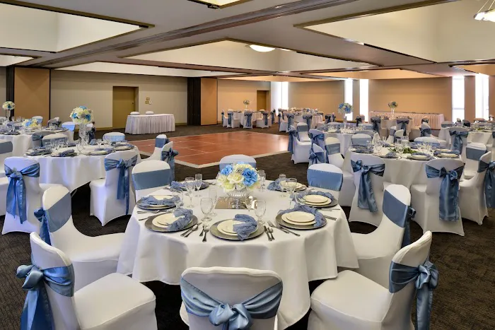The Hawthorne Inn & Conference Center 4
