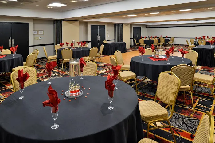 The Hawthorne Inn & Conference Center 4
