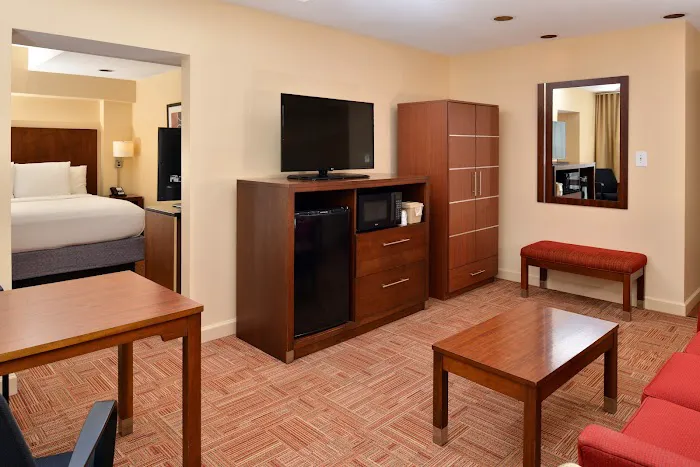 The Hawthorne Inn & Conference Center 4