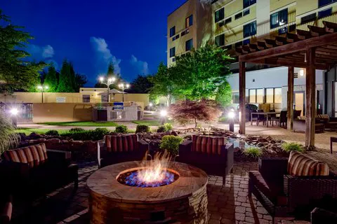 Courtyard Statesville Mooresville/Lake Norman 4