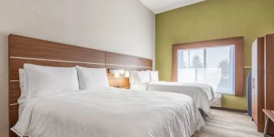 Holiday Inn Express & Suites Statesville by IHG