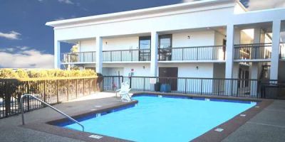 Clarion Pointe Statesville