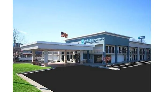 Clarion Pointe Statesville 4