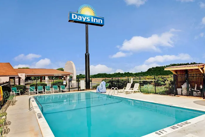 Days Inn by Wyndham Statesville 4