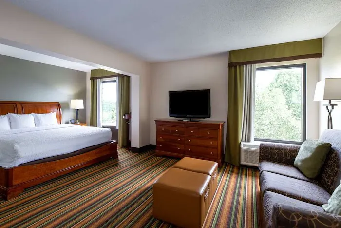 Hampton Inn Winston-Salem Hanes Mall 4