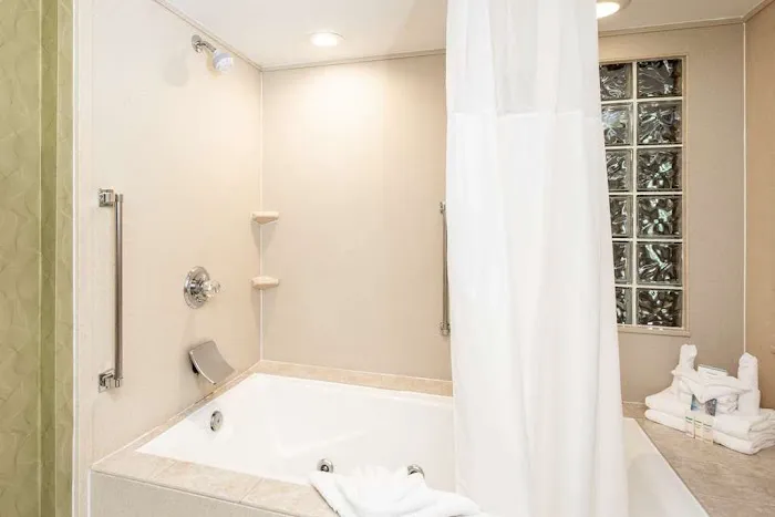 Hampton Inn Winston-Salem Hanes Mall 4