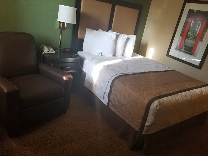 Extended Stay America - Winston-Salem - Hanes Mall Blvd. 4