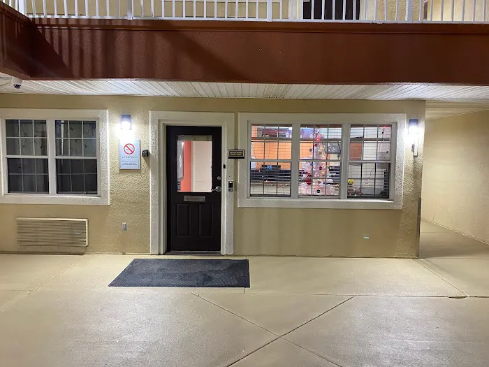 Suburban Studios Winston-Salem near Hanes Mall 4