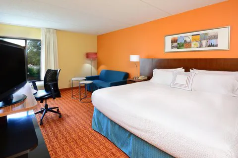 Fairfield Inn & Suites Winston-Salem Hanes Mall 4