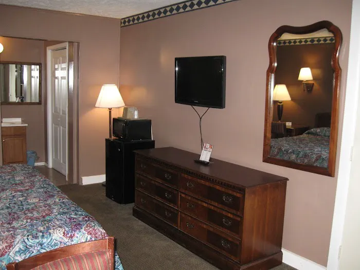 Fincastle Motor Inn 4