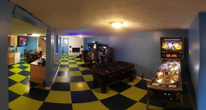 Riverside Retreat and Arcade 5