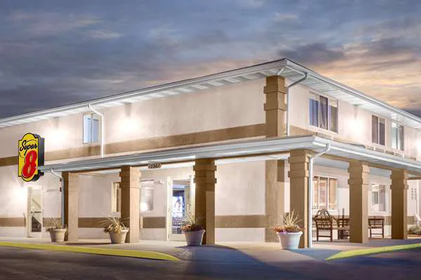 Super 8 by Wyndham Richlands/Claypool Hill Area 4