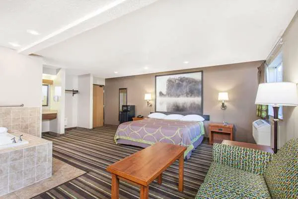 Super 8 by Wyndham Richlands/Claypool Hill Area 4
