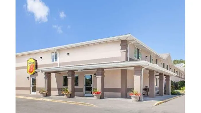 Super 8 by Wyndham Richlands/Claypool Hill Area 4