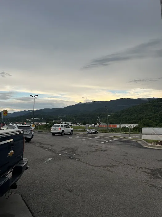 Super 8 by Wyndham Richlands/Claypool Hill Area 4