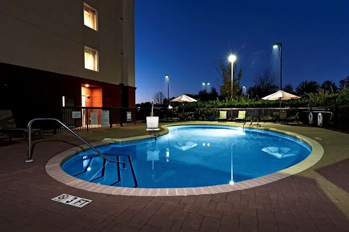 Hampton Inn Statesville 4