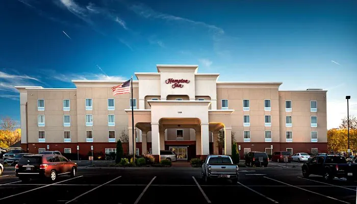 Hampton Inn Statesville 4