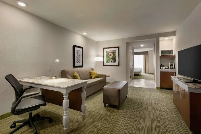 Hilton Garden Inn Statesville 4