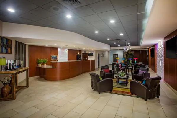 Ramada by Wyndham Statesville 4
