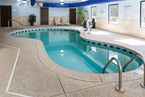 Comfort Inn & Suites Statesville - Mooresville 4