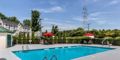 Comfort Suites Hanes Mall