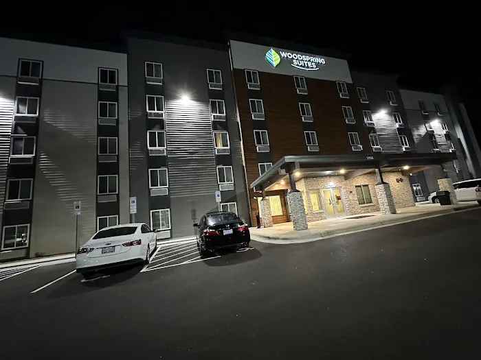 WoodSpring Suites Winston-Salem near Hanes Mall 4
