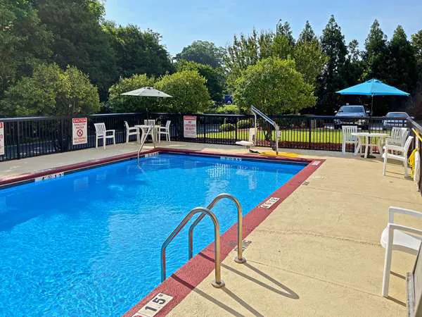 Comfort Suites Salisbury I-85 4