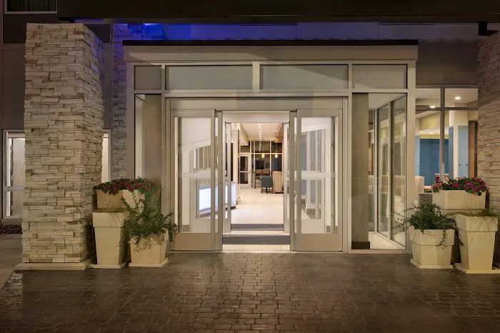 Holiday Inn Express & Suites Salisbury by IHG 4