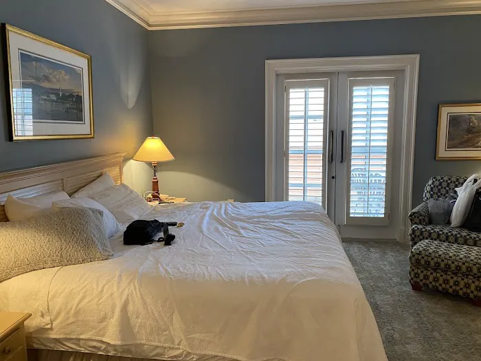 JH Adams Inn | Trademark Collection by Wyndham 4