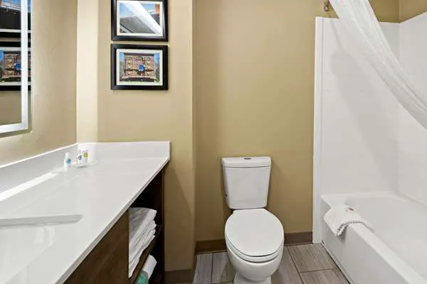 Comfort Inn & Suites High Point - Archdale 4