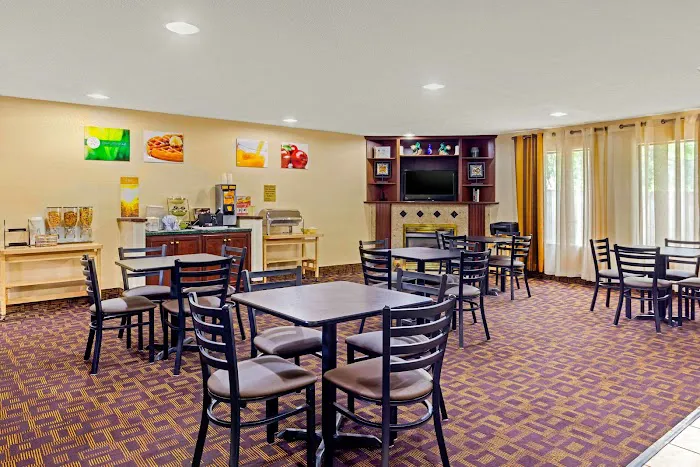 Quality Inn High Point - Archdale 4