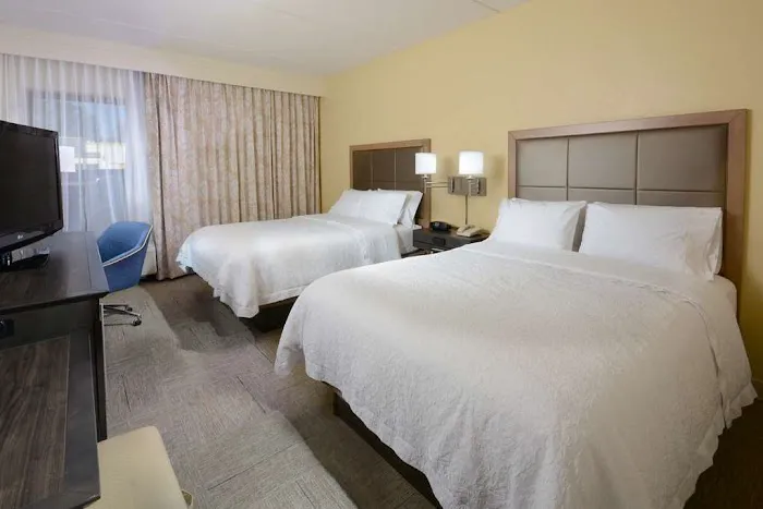 Hampton Inn High Point 4
