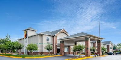 Super 8 by Wyndham Salisbury