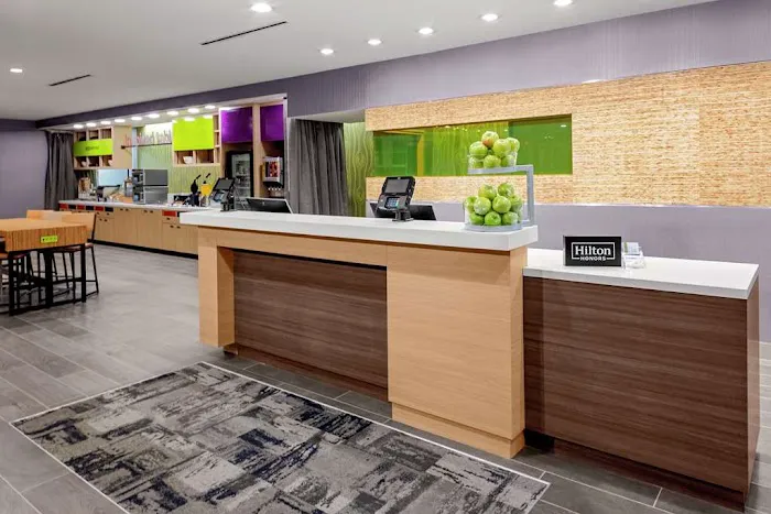 Home2 Suites by Hilton Salisbury 4