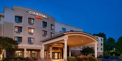 Courtyard High Point